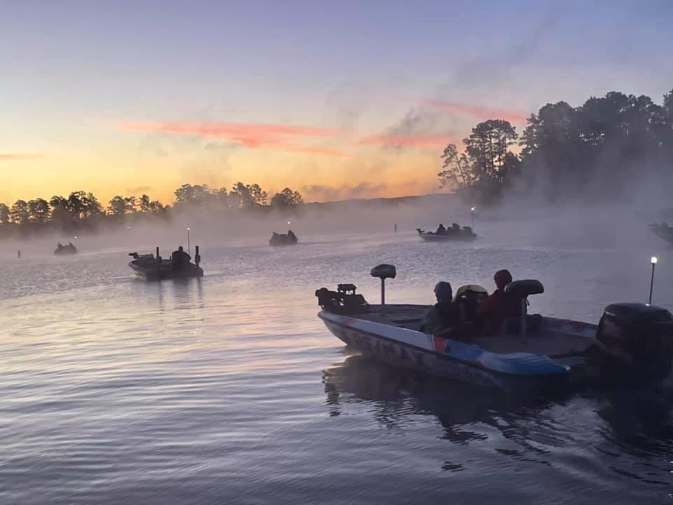 boats in fishing tournament 