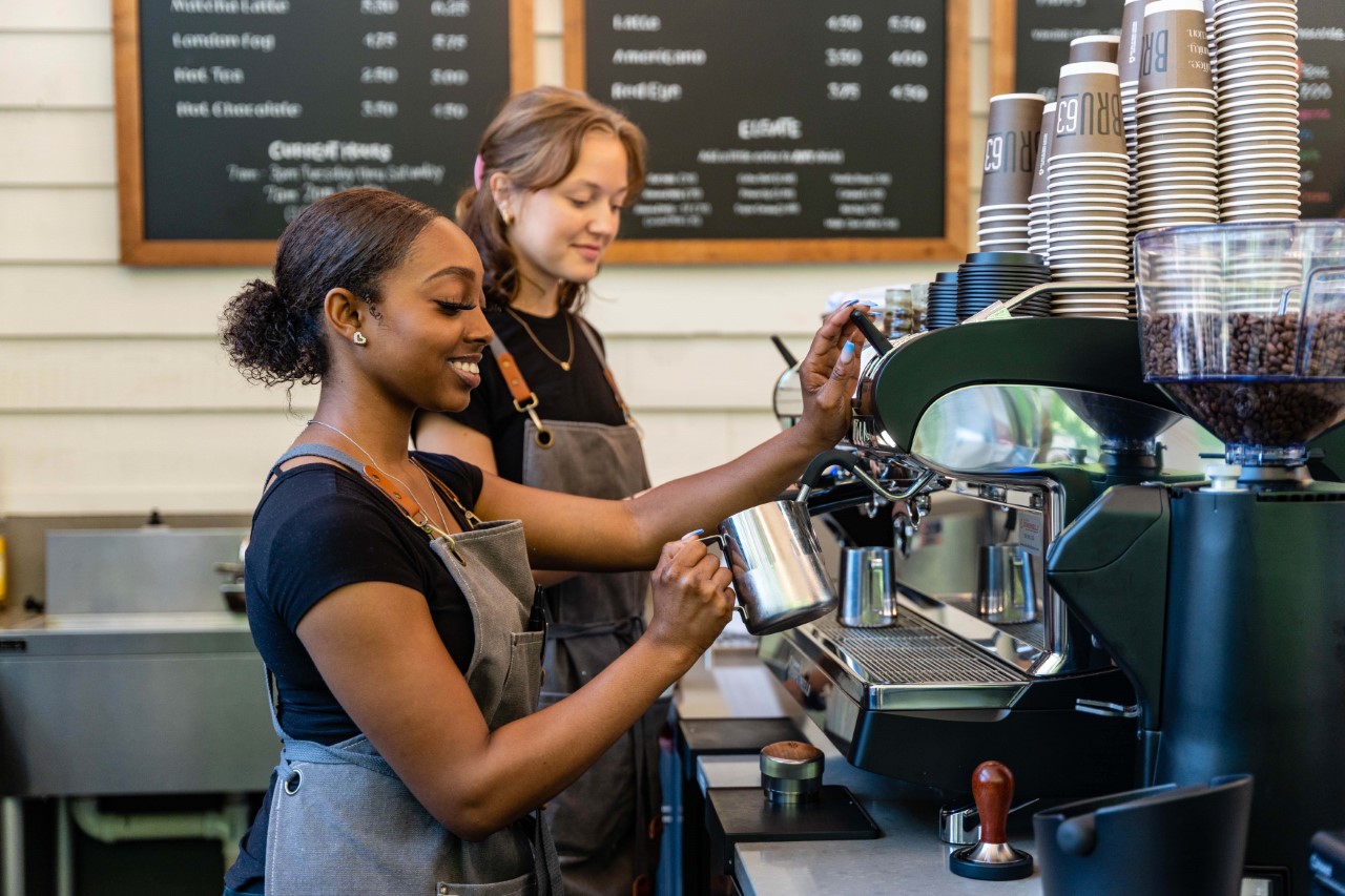 girls making coffee