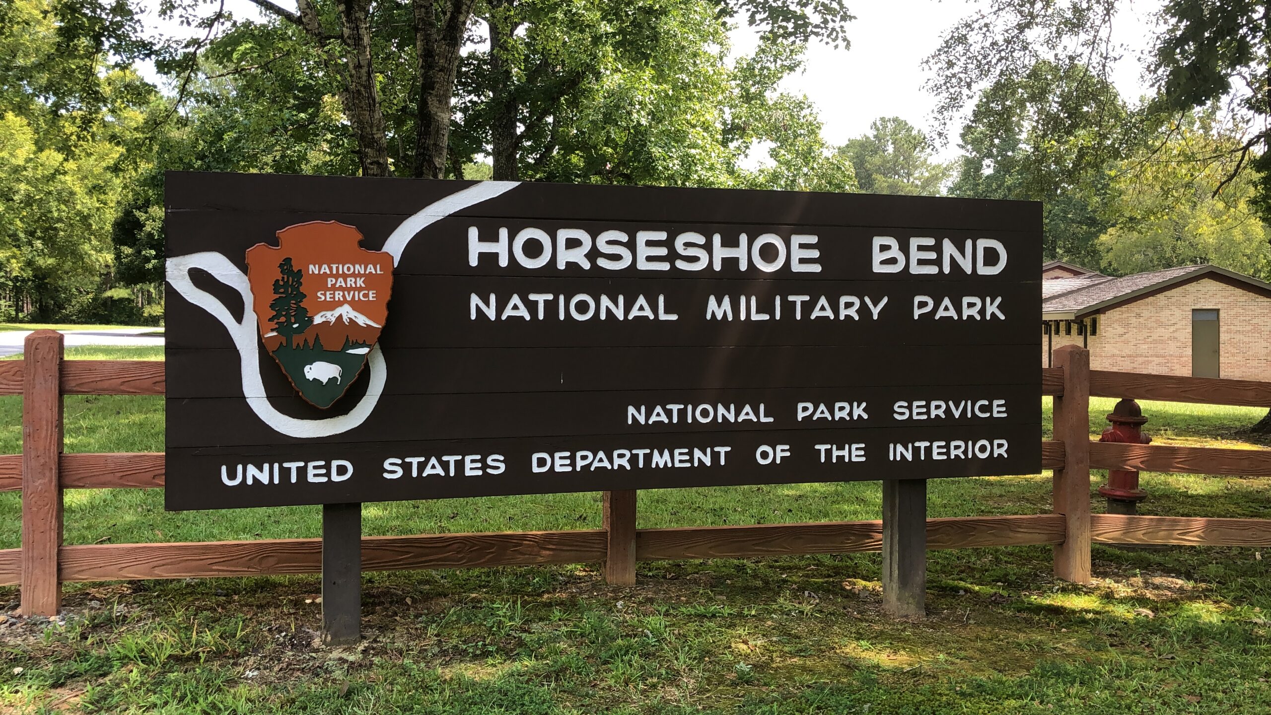 horseshoe bend national military park sign